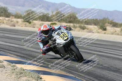 media/Dec-04-2025-Racers Edge (Thu) [[5ebc9f124d]]/3-B Group/3-Session 2 (Turn 7 Inside)/